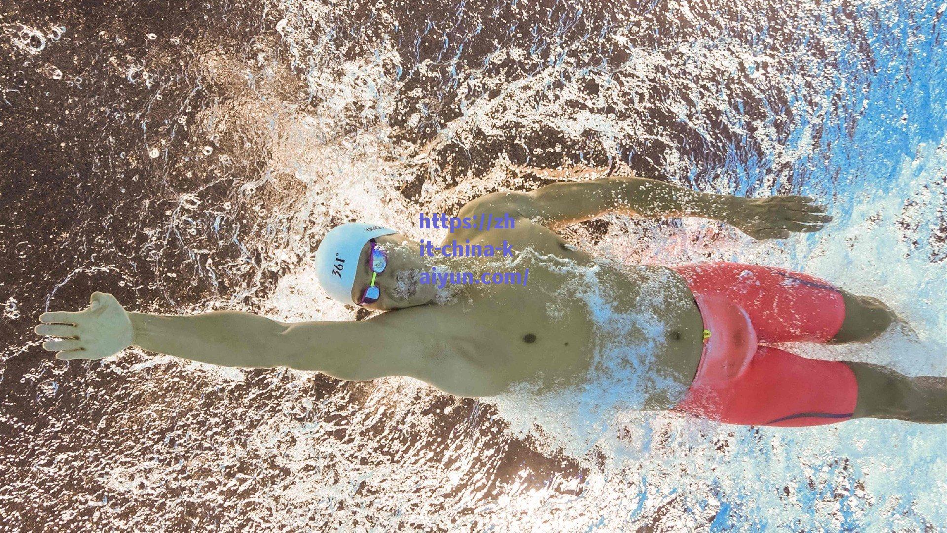 巴萨续约16岁天才中场哥伦，拉玛西亚再迎未来基石